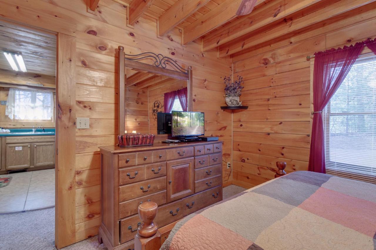 Wildwood Cove, 2 Bedrooms, Fireplace, Wifi, Jetted Tub, Hot Tub, Sleeps 6 Sevierville Zewnętrze zdjęcie